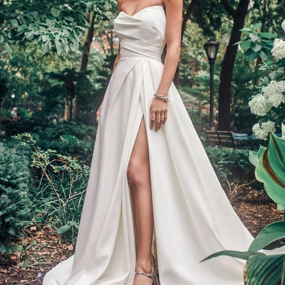 madison james Dresses & Skirts - Madison James Size 8 Ivory Wedding Dress